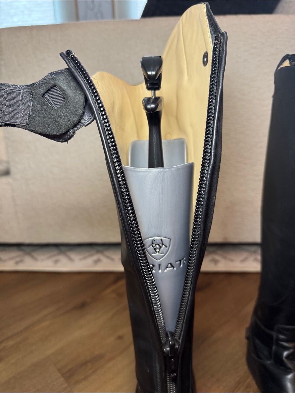 Ariat Ravello Tall Riding Boot. Size 8M Regular Calf - Picture 10 of 12
